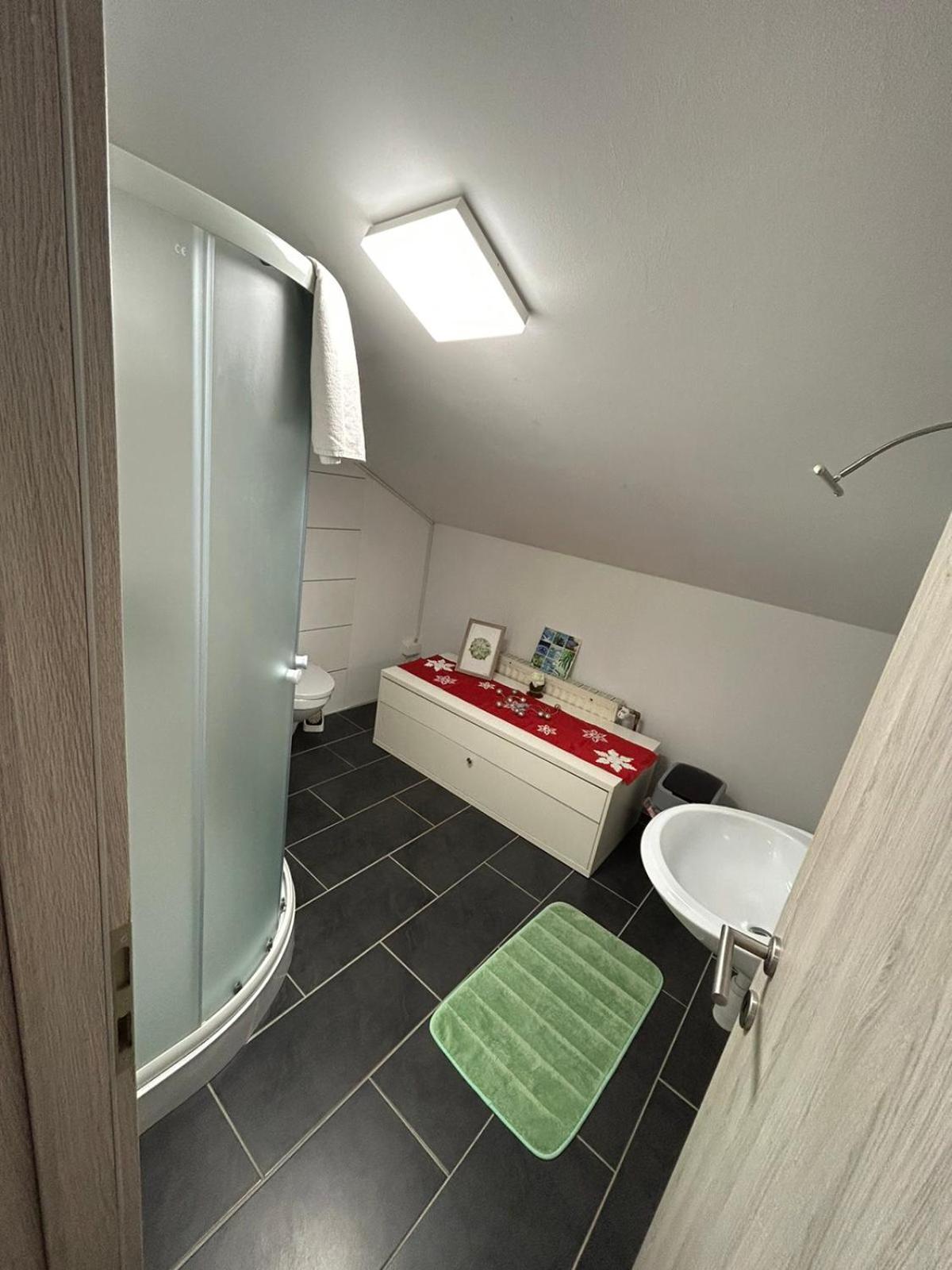 Apartments And Wellness Scavnicar Ljutomer ภายนอก รูปภาพ